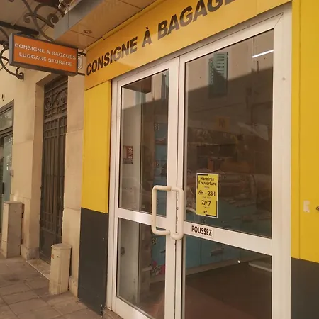 The Nice - 3 Rooms, 3Air Cond, 3Tv, 3Fans, 2 Wc, Wifi Everywhere 5Min Aeroport, Train, Beach, 1Min Tram, 15 Min Centre, Port, Garage Free Security *